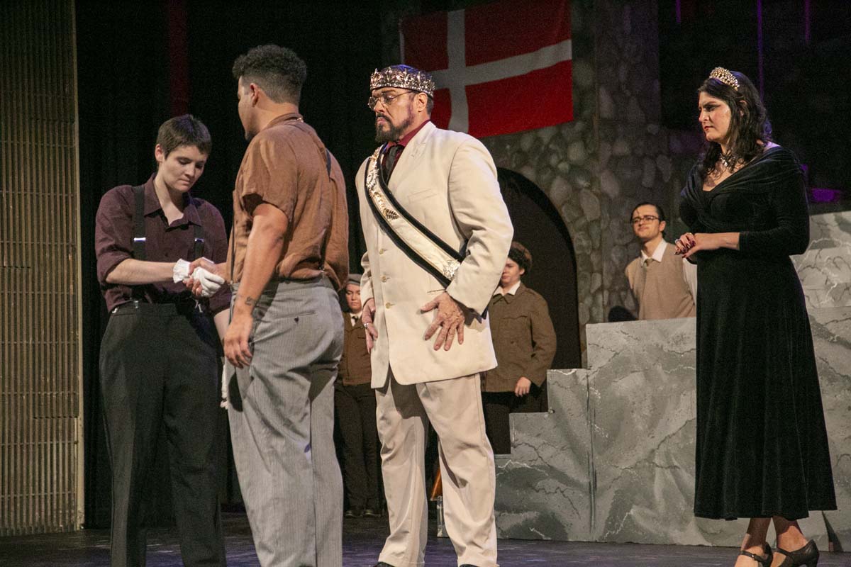 This is a sample image caption.