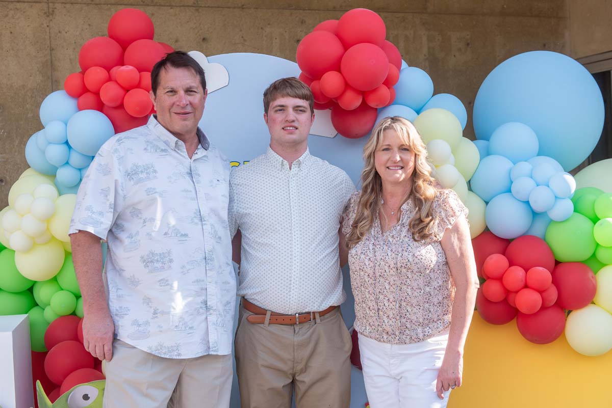 Crafton Hills College’s 2024 Grad Season continues with EOPS, NextUp, CARE, CalWORKs and Dreamers recognition ceremony.