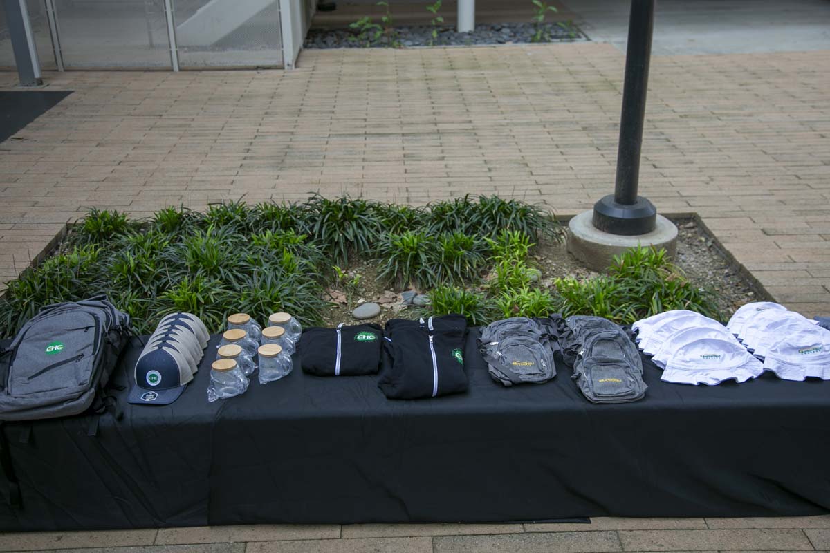 Students celebrate making deans list at event.