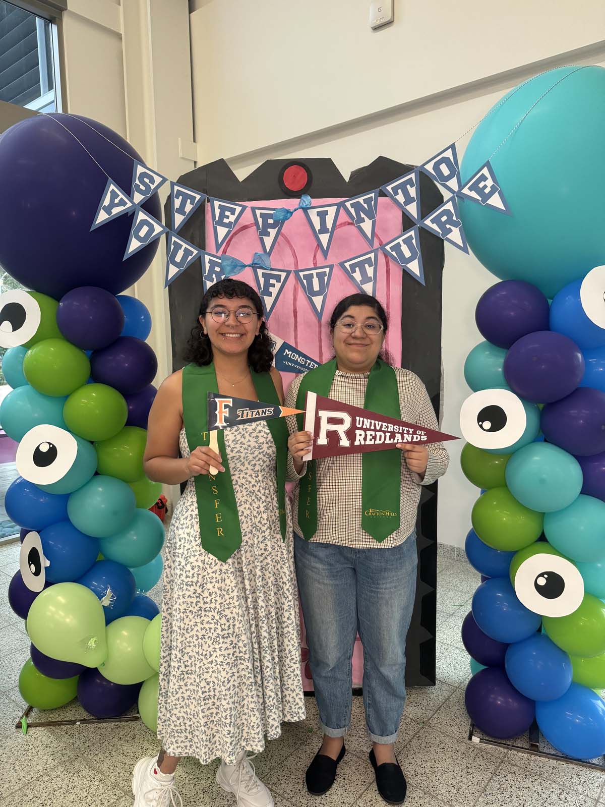 Students attend Transfer Dinner celebration with mascot Ryker.