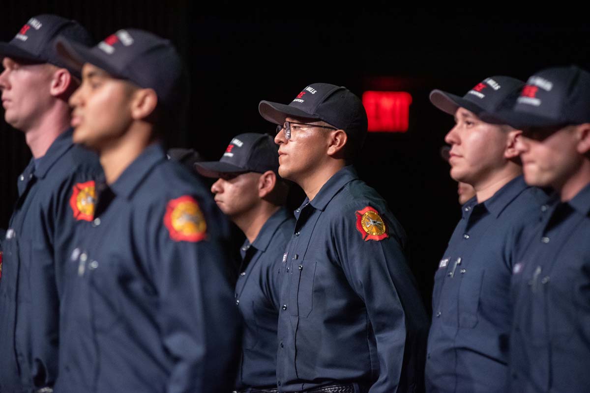 This is a sample image caption.