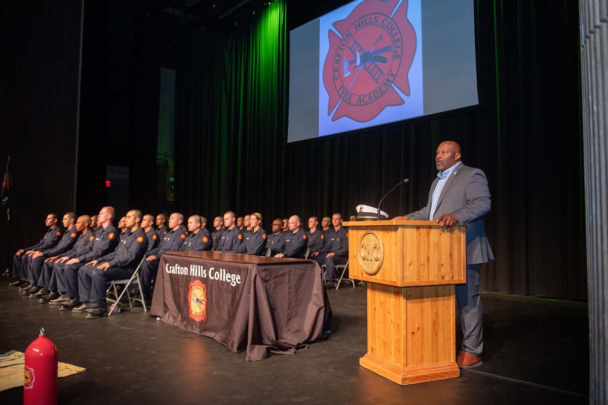 This is a sample image caption.