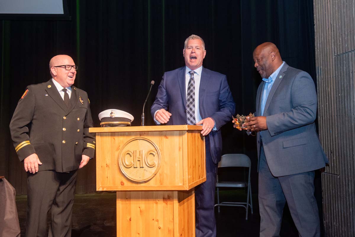 This is a sample image caption.