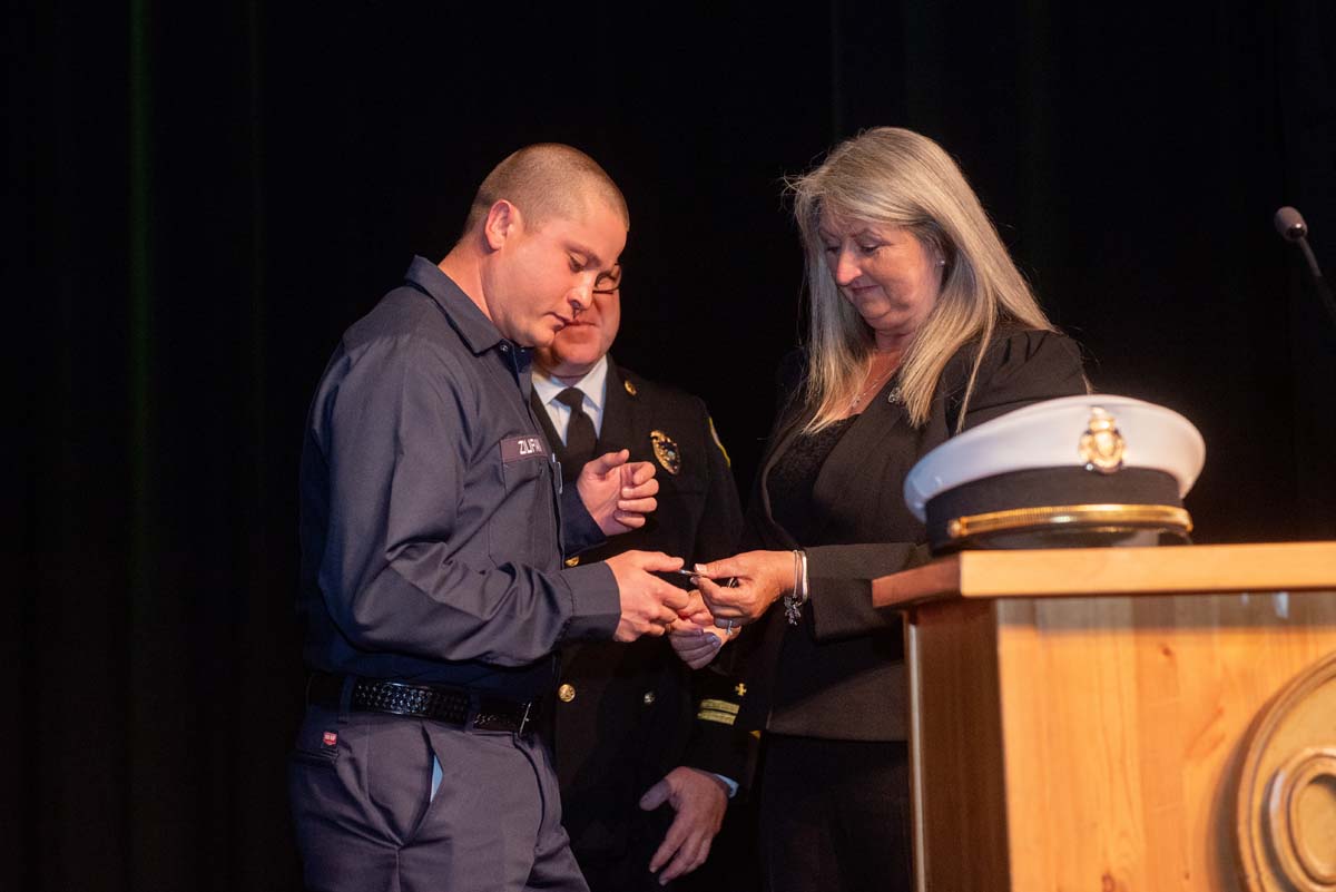 This is a sample image caption.