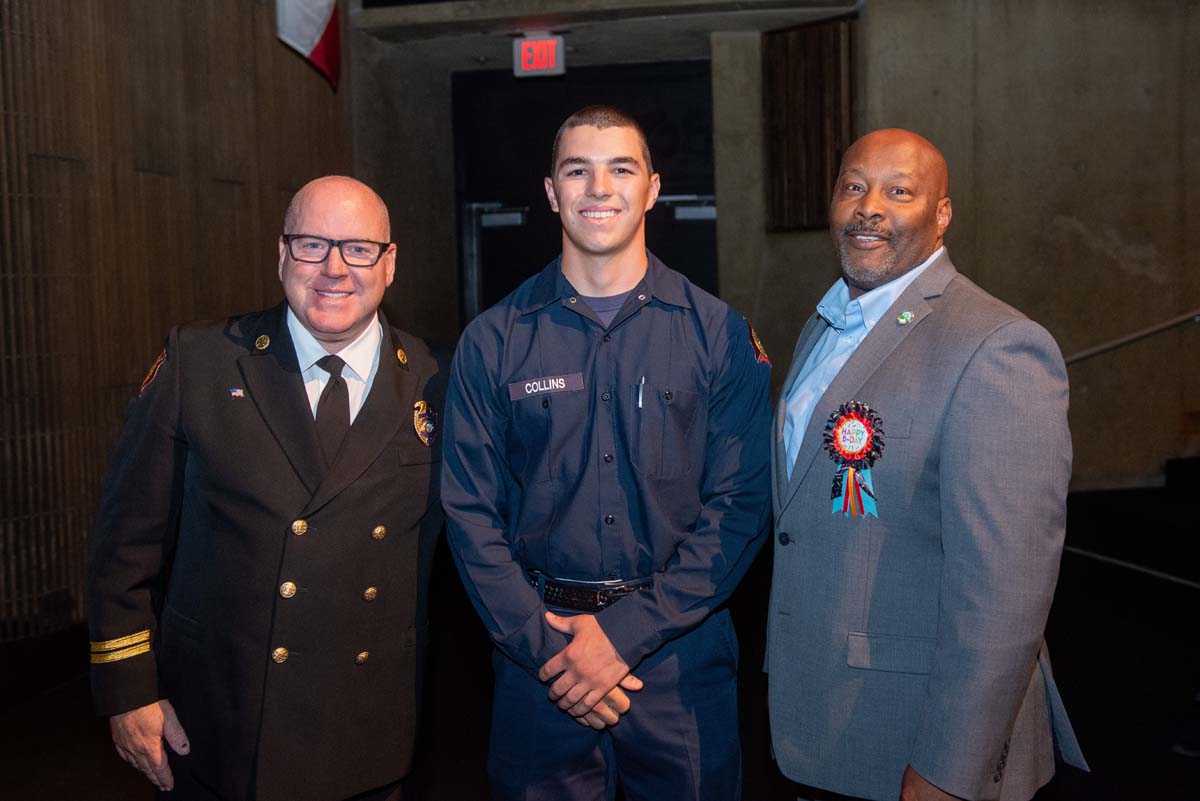 This is a sample image caption.