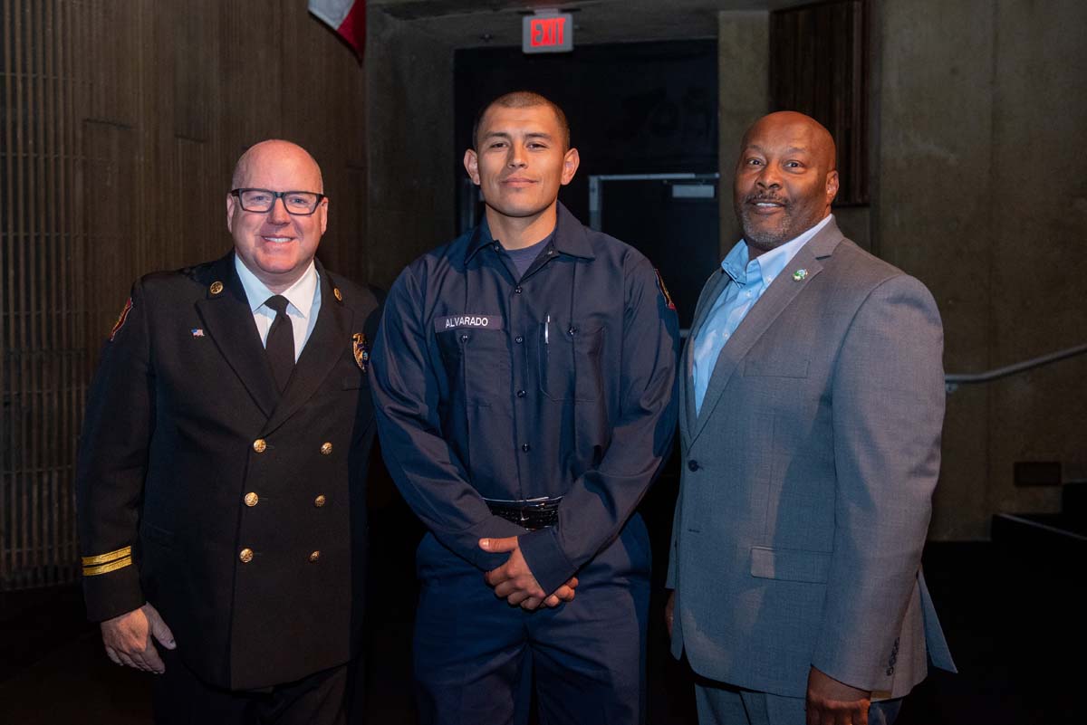 This is a sample image caption.