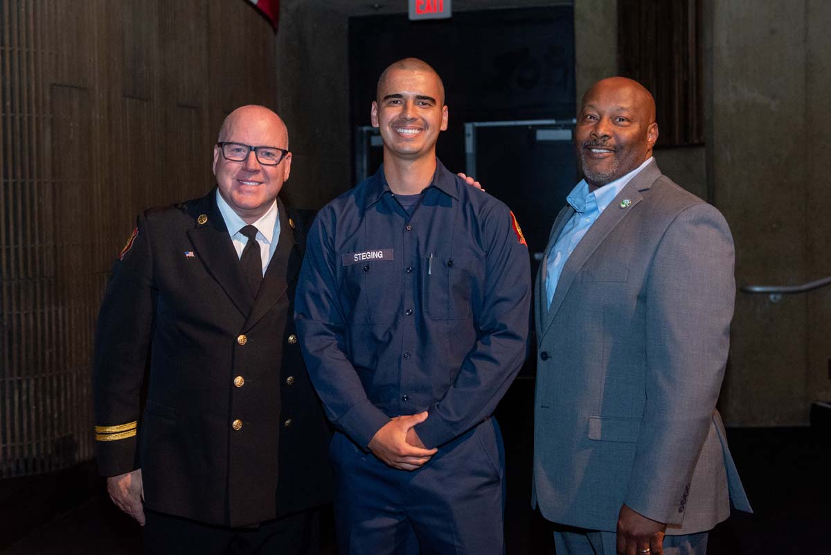 This is a sample image caption.