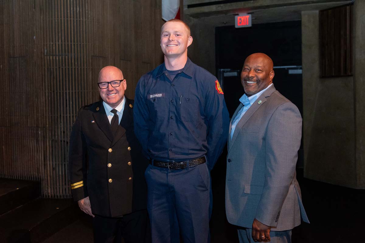 This is a sample image caption.