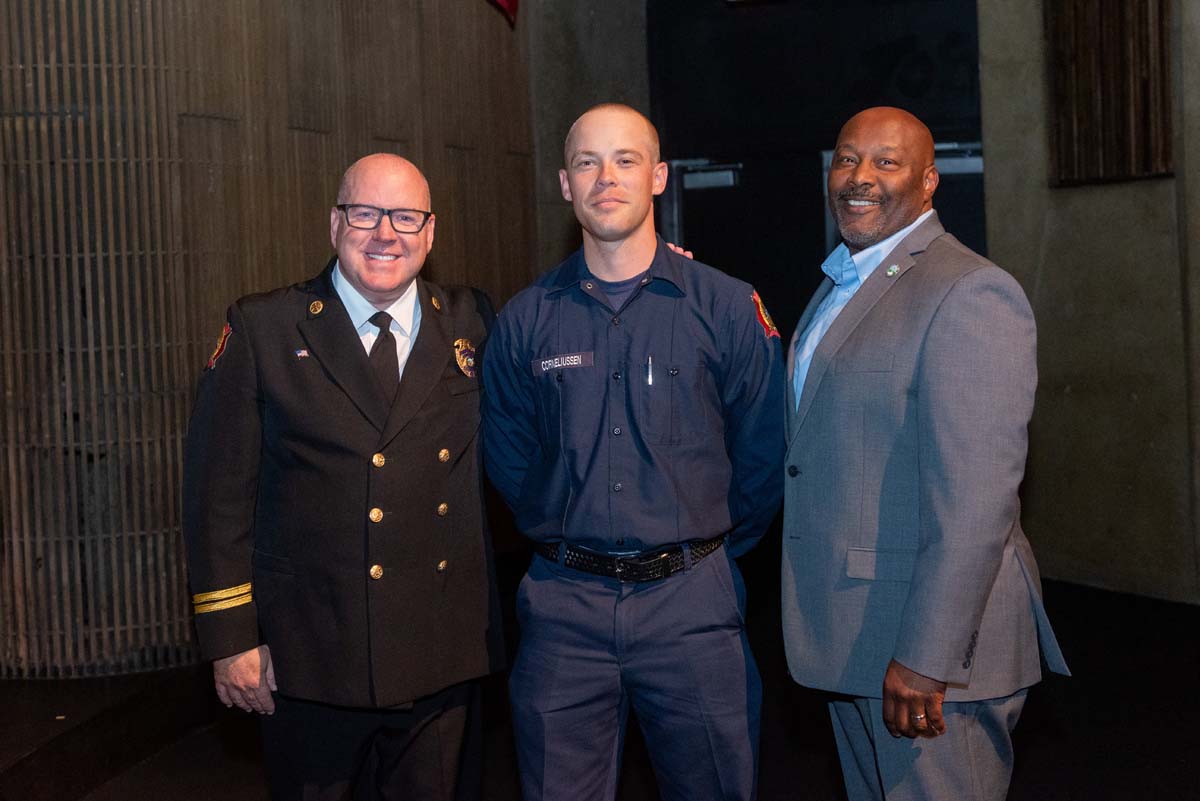 This is a sample image caption.