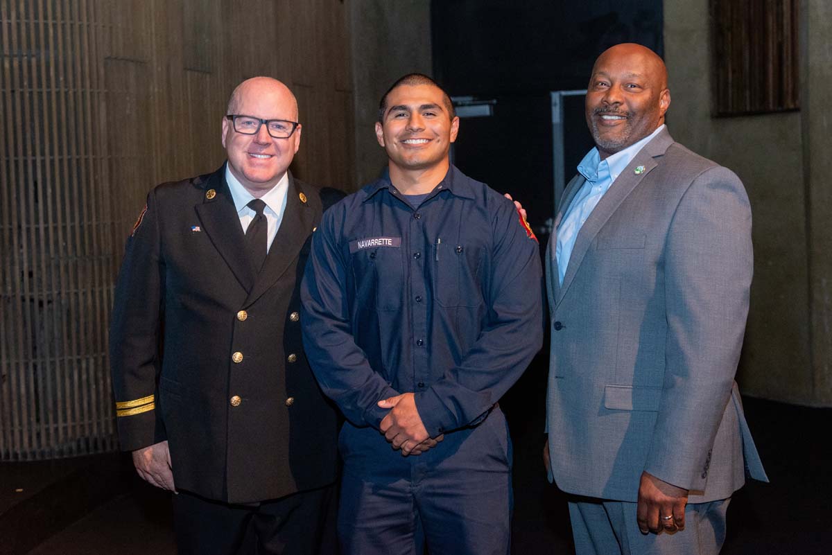 This is a sample image caption.