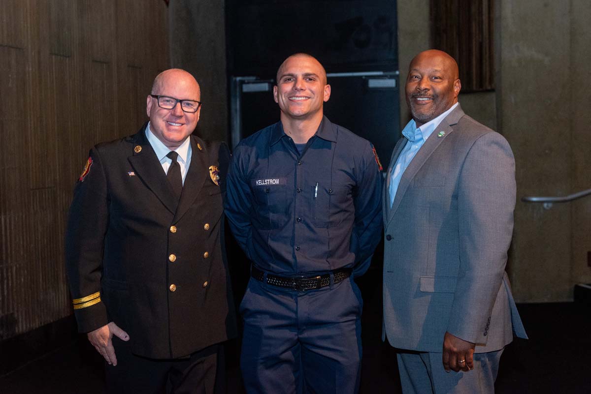 This is a sample image caption.