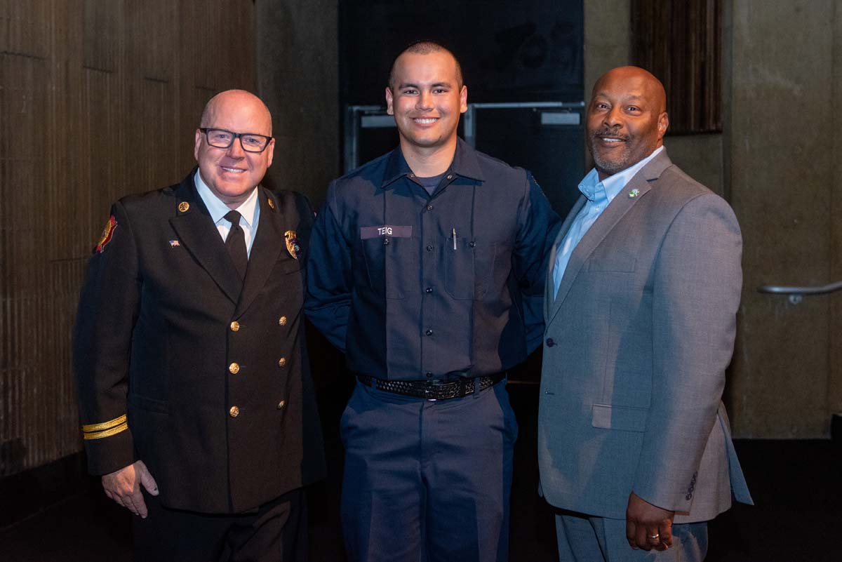 This is a sample image caption.