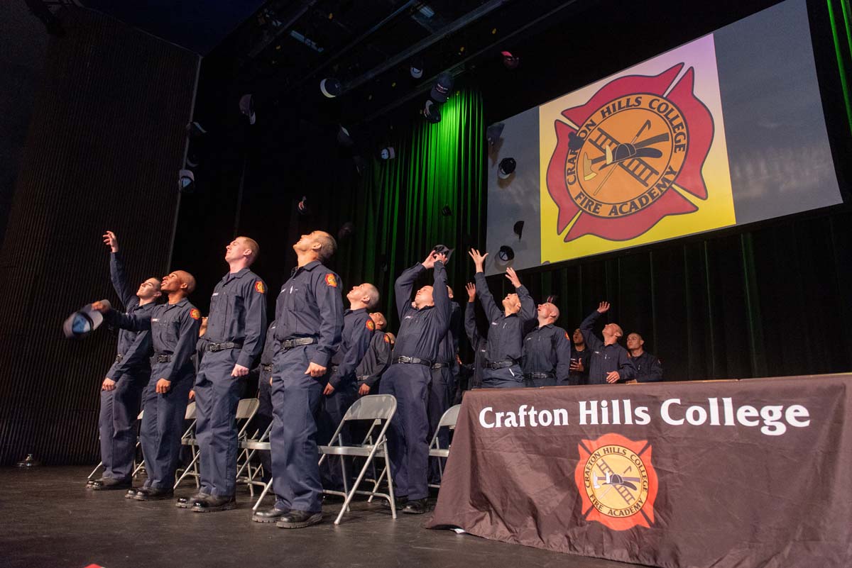 This is a sample image caption.