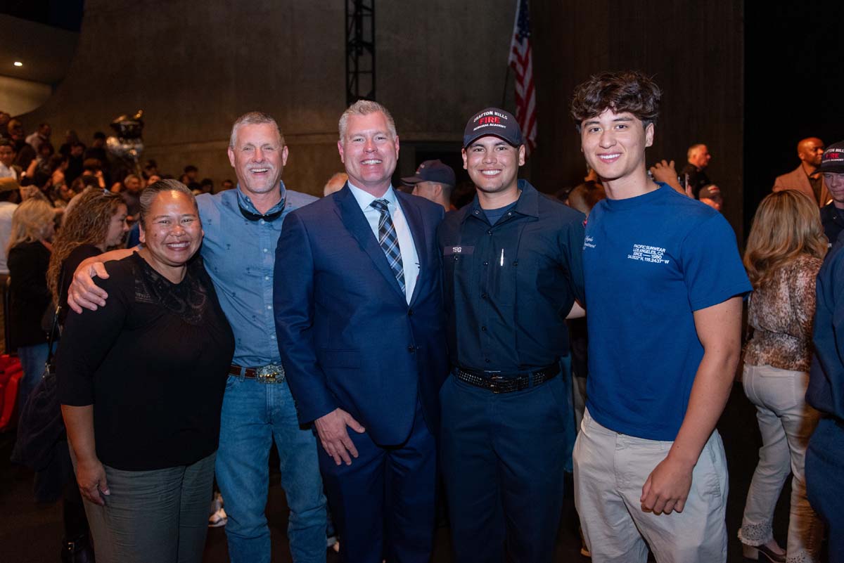 This is a sample image caption.