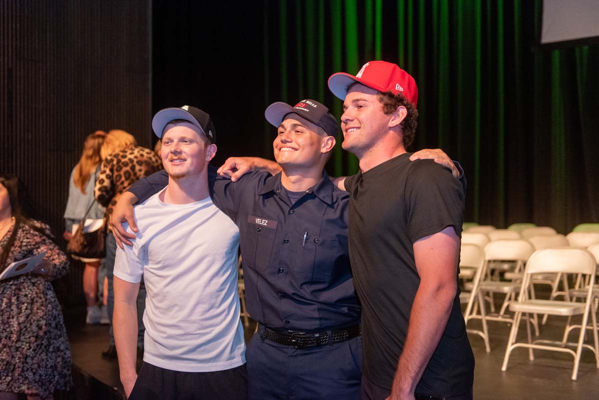 This is a sample image caption.