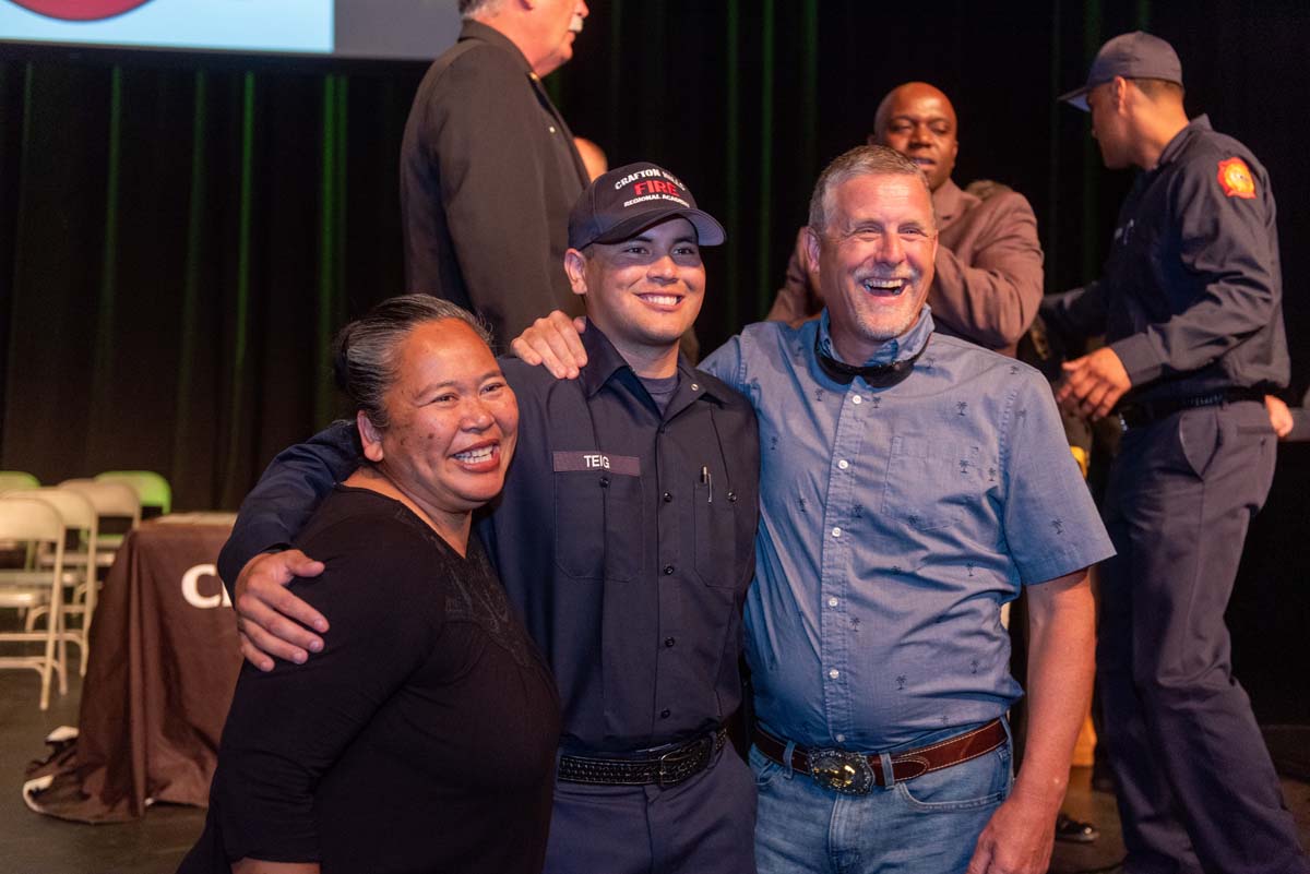 This is a sample image caption.