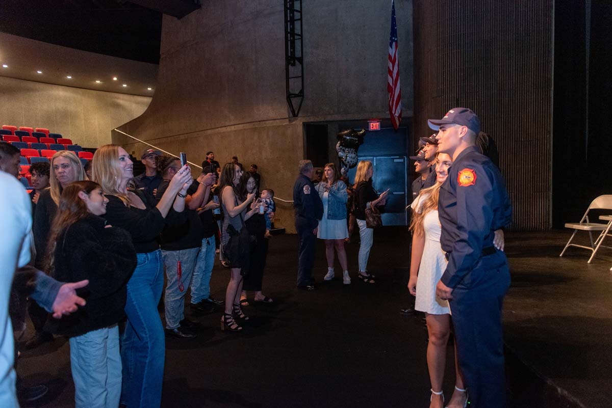 This is a sample image caption.