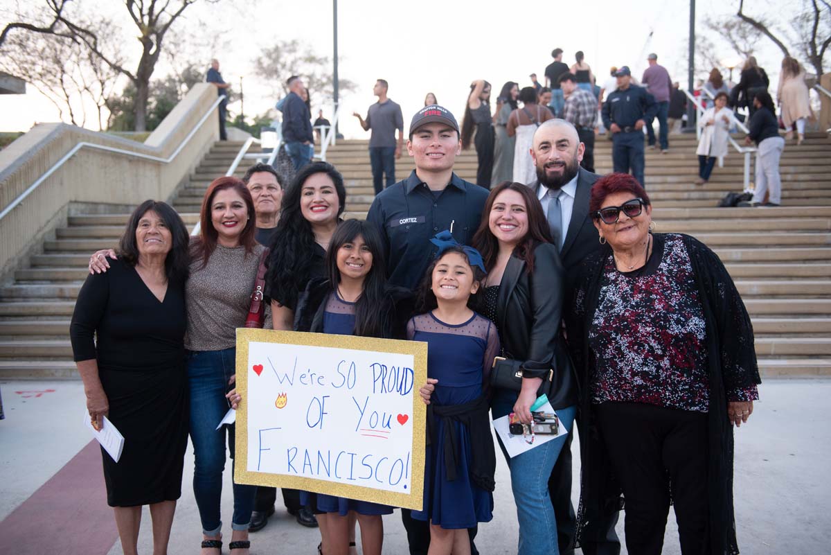 This is a sample image caption.