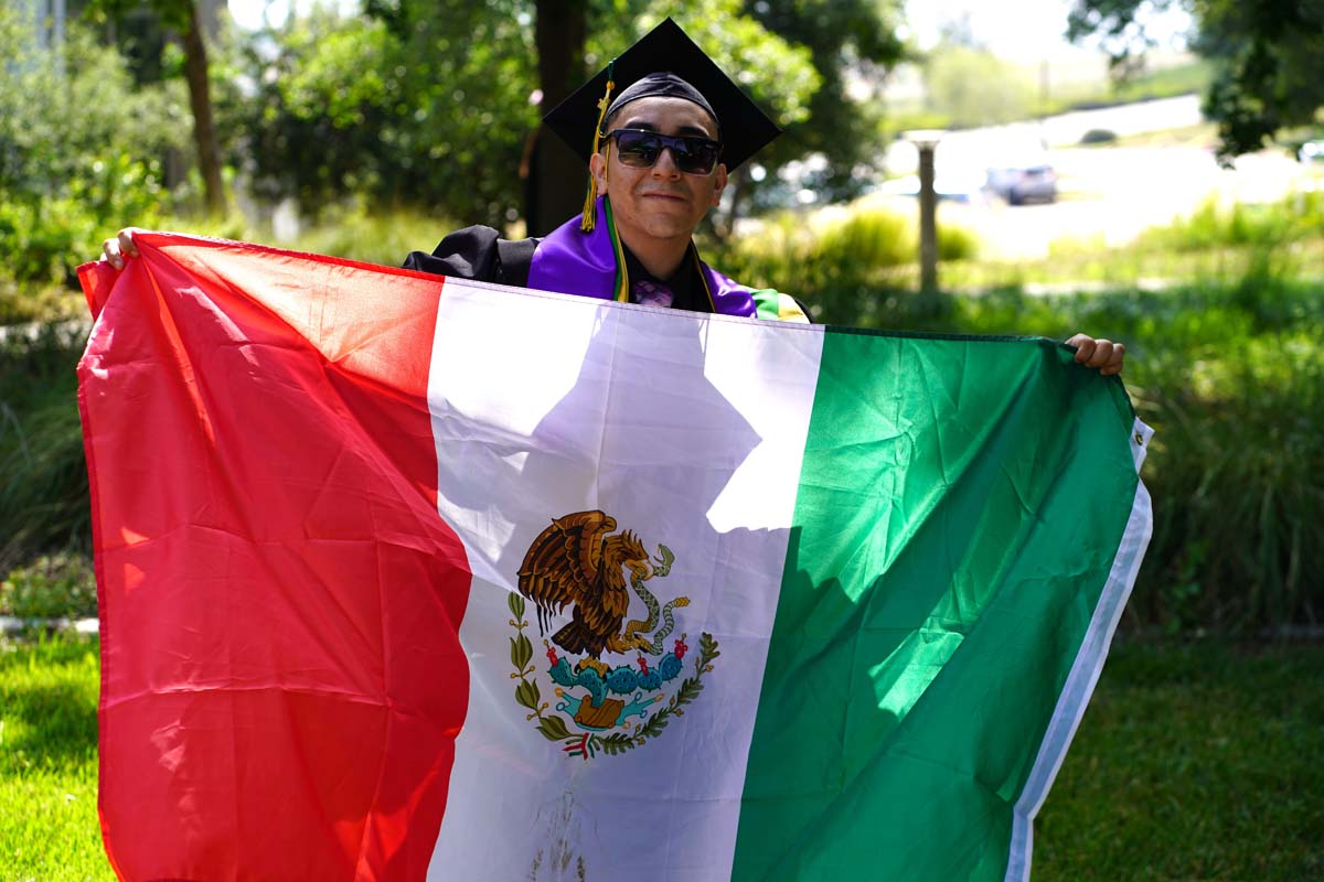 Graduates prepare for CHC Commencement 2024.