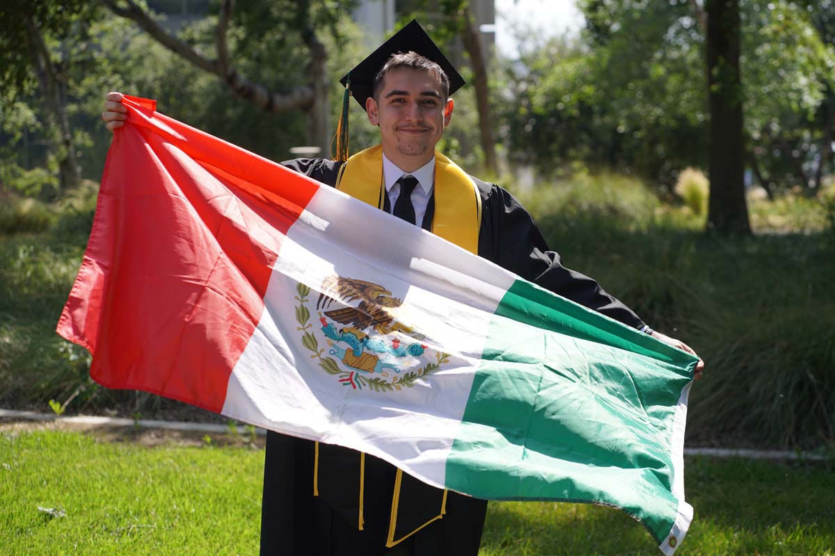 Graduates prepare for CHC Commencement 2024.
