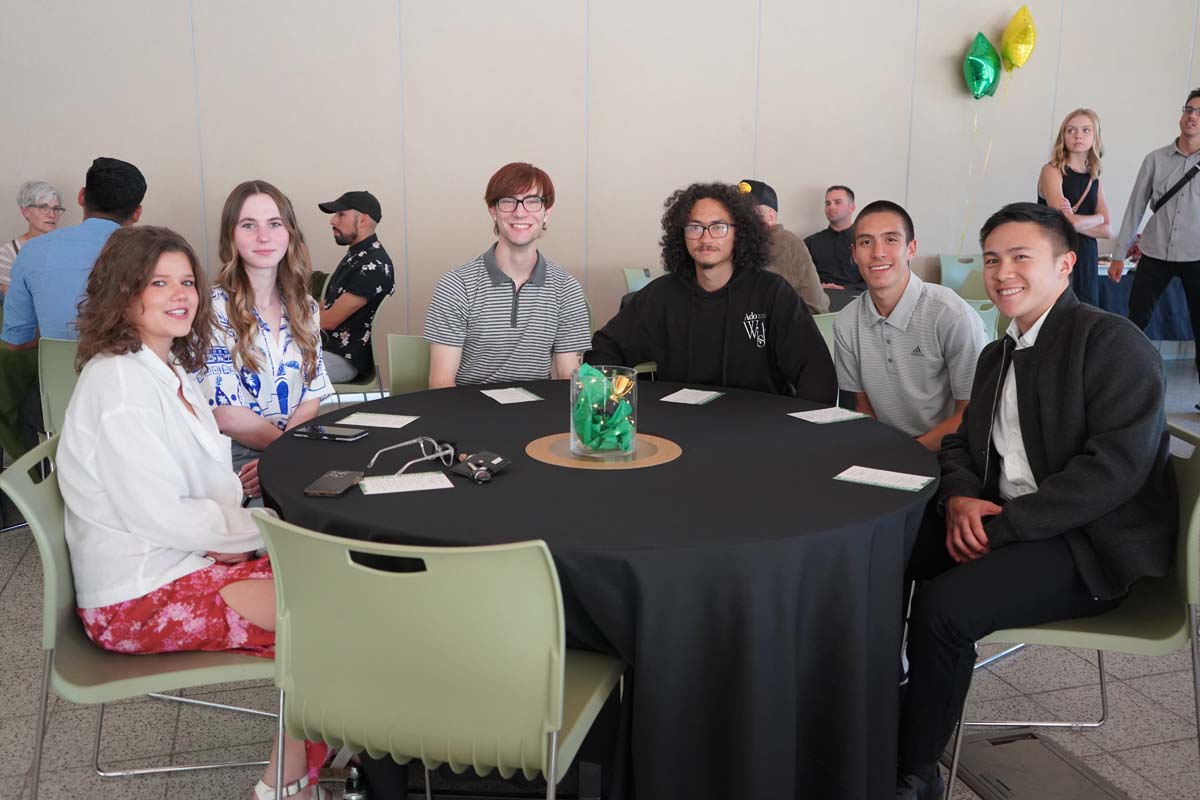People enjoying the Athletics Banquet
