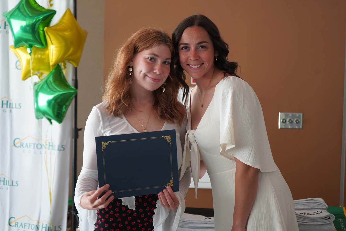 People enjoying the Athletics Banquet