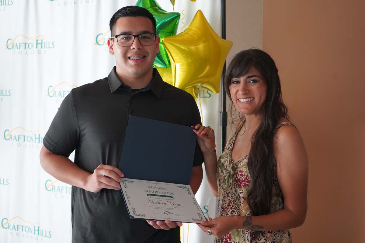 People enjoying the Athletics Banquet