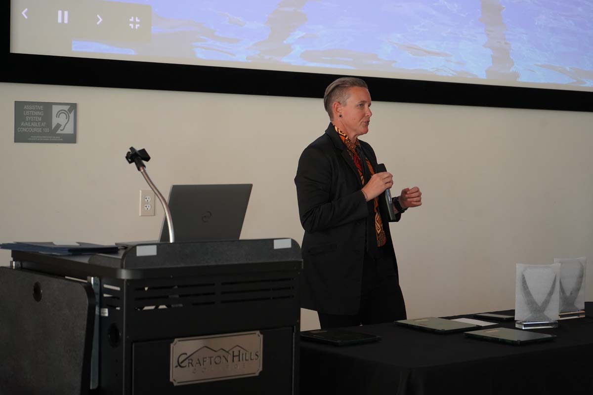 People enjoying the Athletics Banquet
