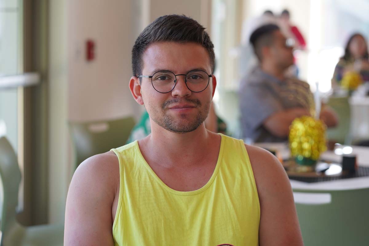 People enjoying the Honors Banquet