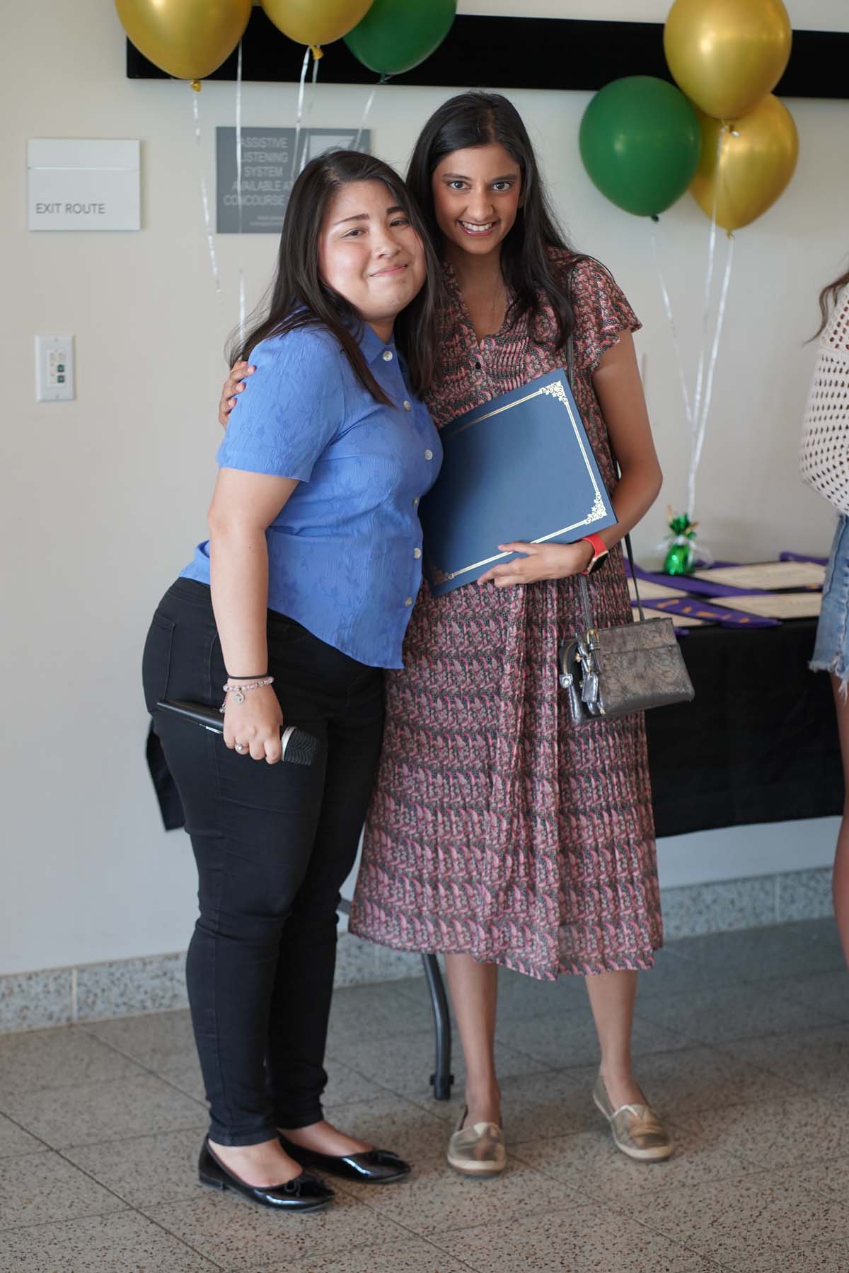 People enjoying the Honors Banquet