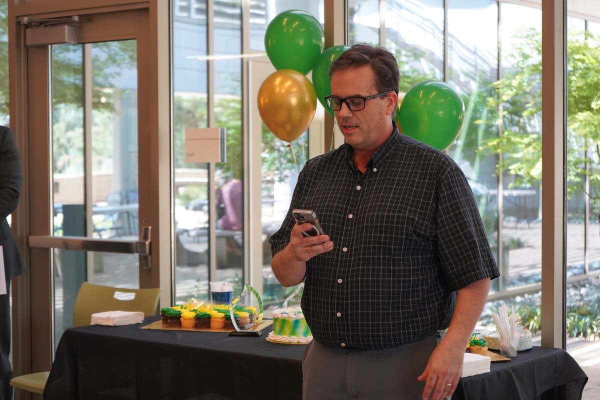 People enjoying the Retiree and Tenure Celebration