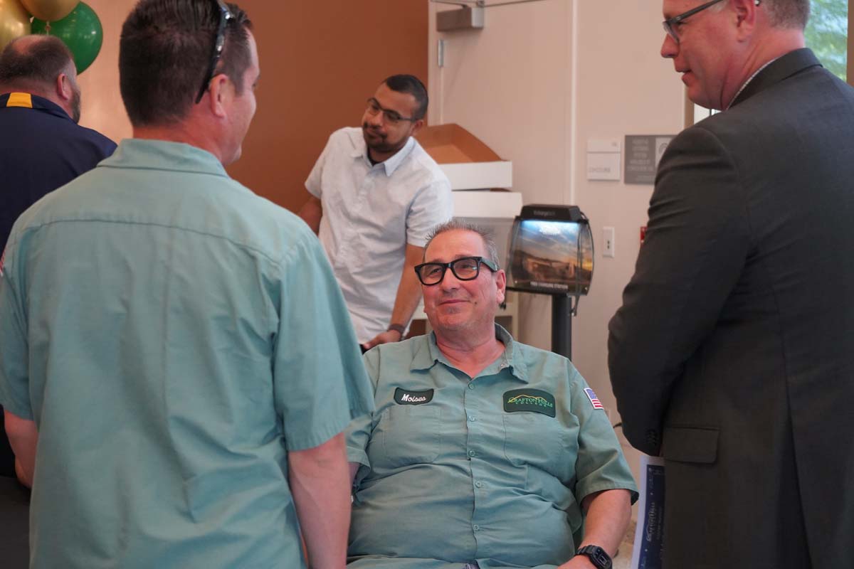 People enjoying the Retiree and Tenure Celebration