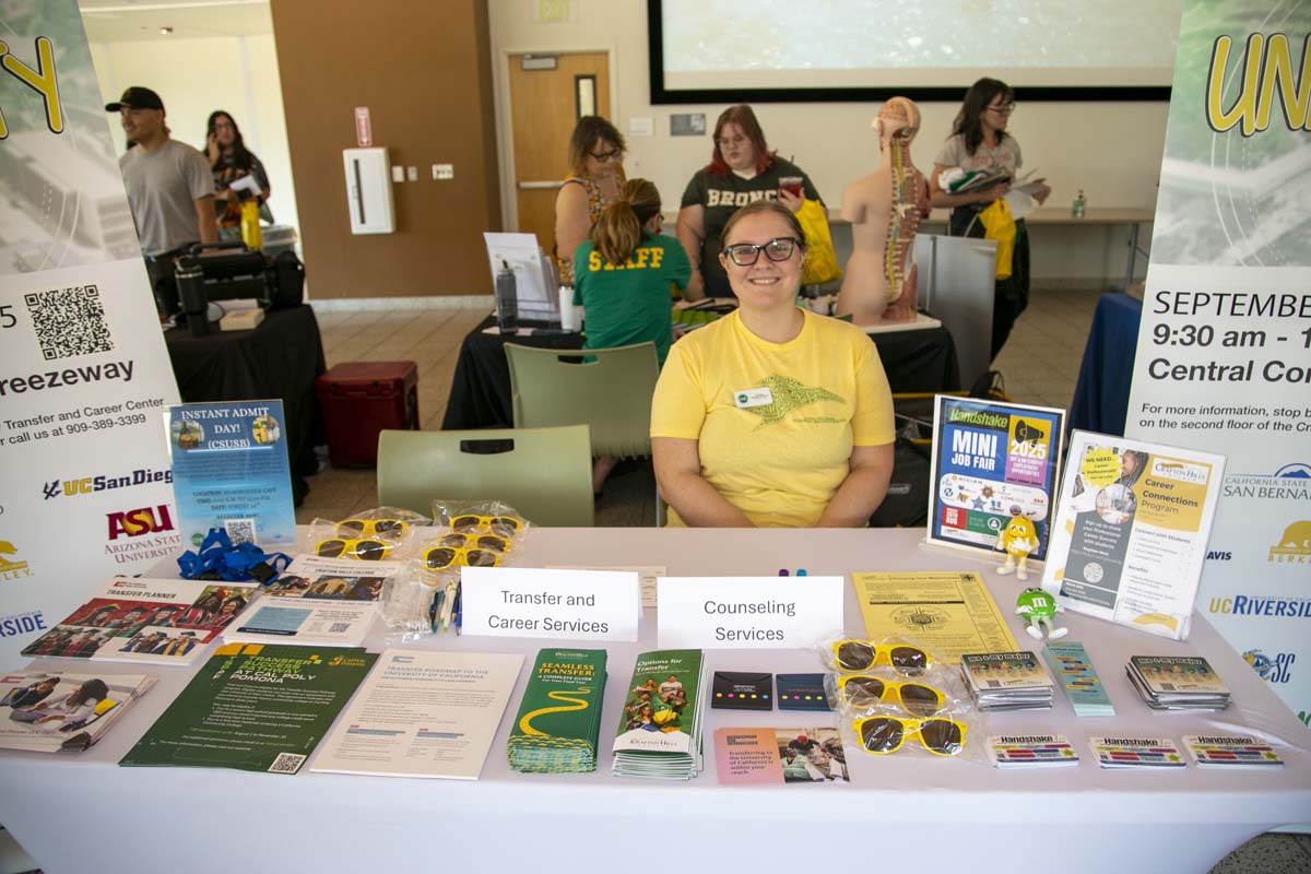 Students at Roadrunner Rally