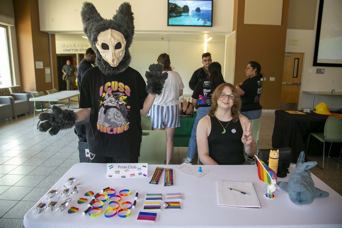 Students at Roadrunner Rally