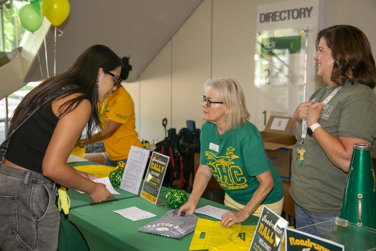 Students at Roadrunner Rally