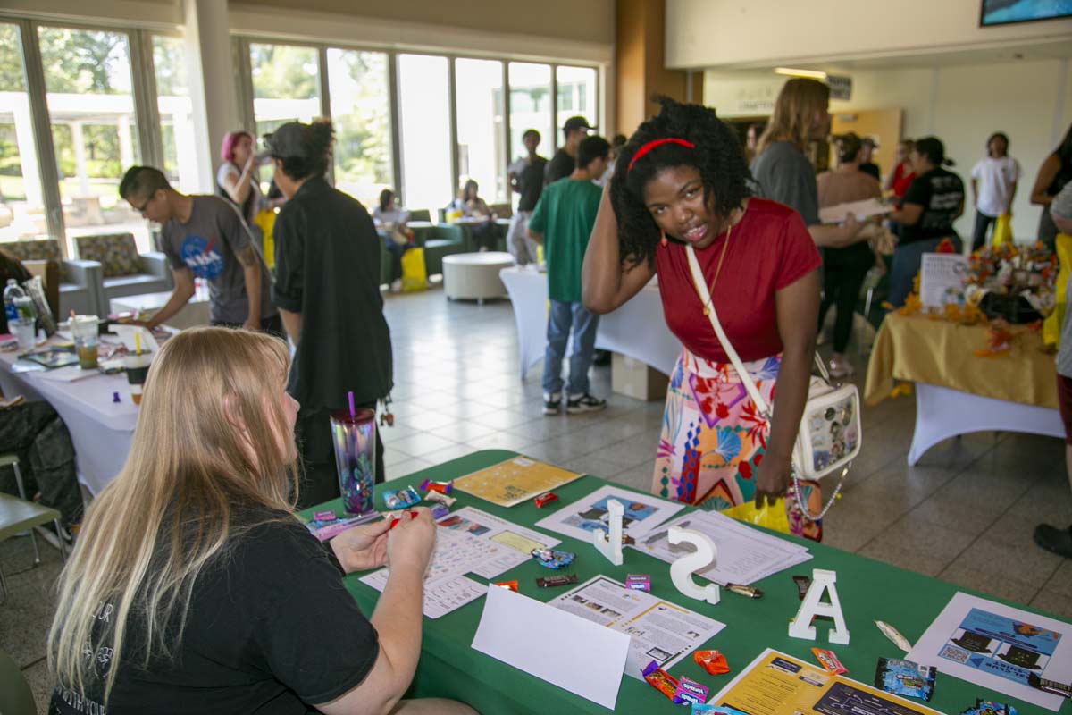 Students at Roadrunner Rally