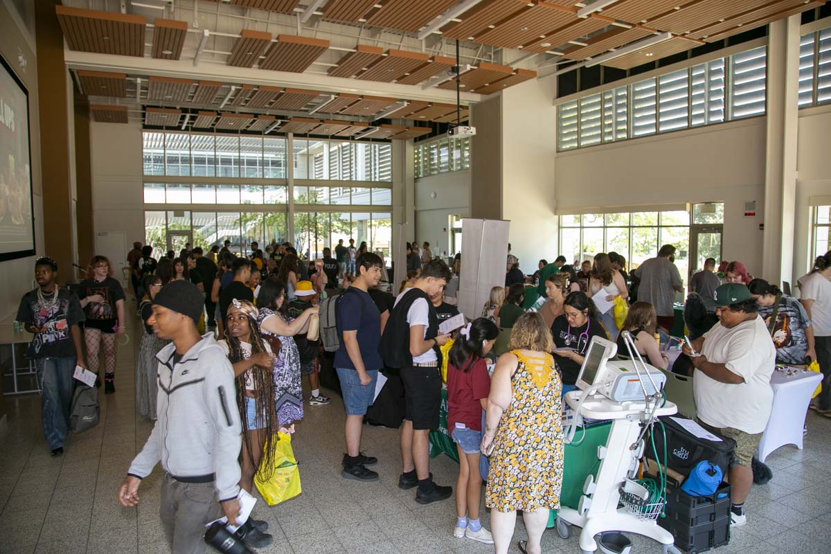 Students at Roadrunner Rally