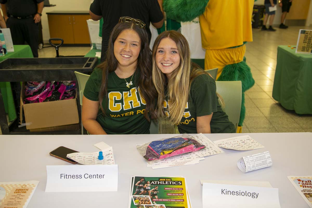 Students at Roadrunner Rally