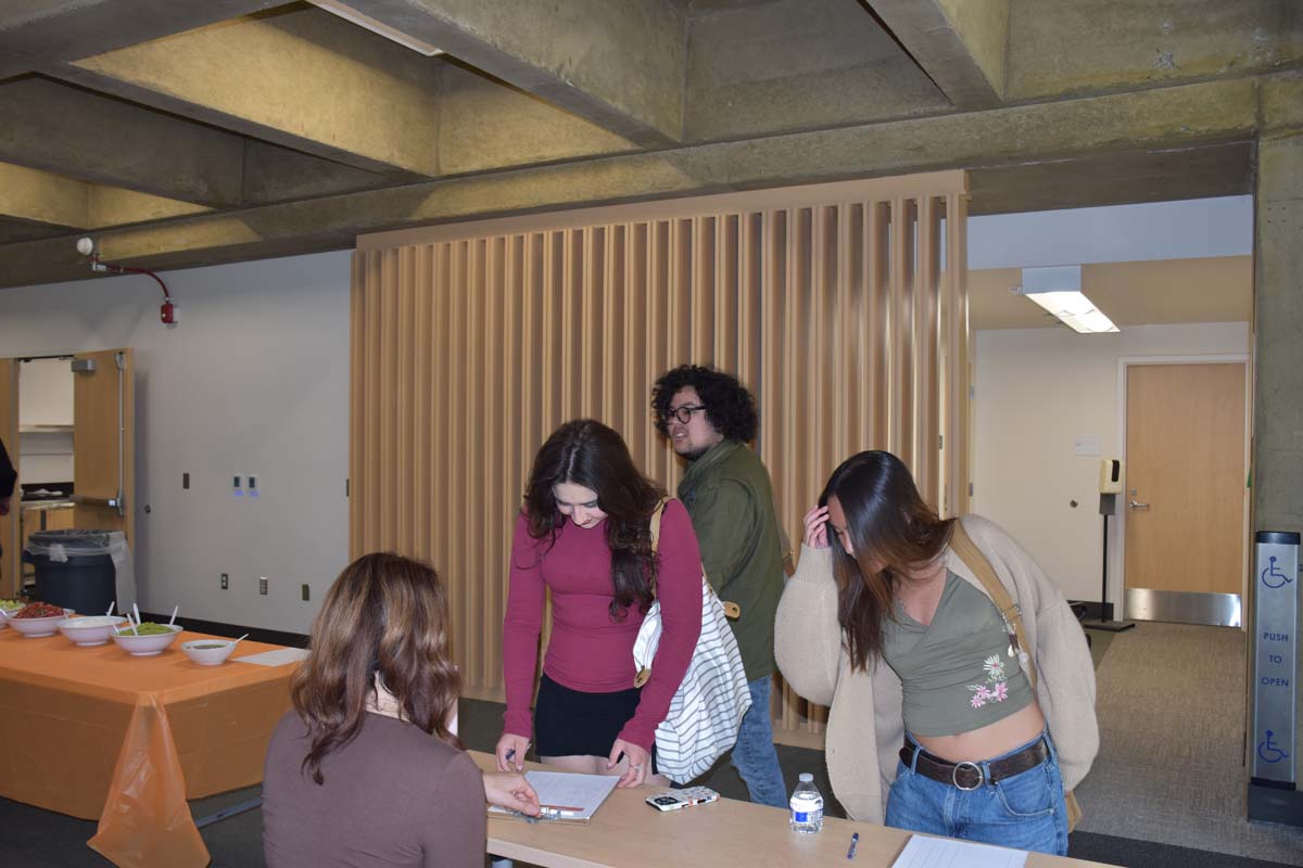 College Honors Institute Faculty/Student Luncheon