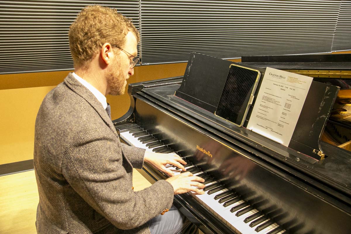 CHC Students perform at Music Recital.