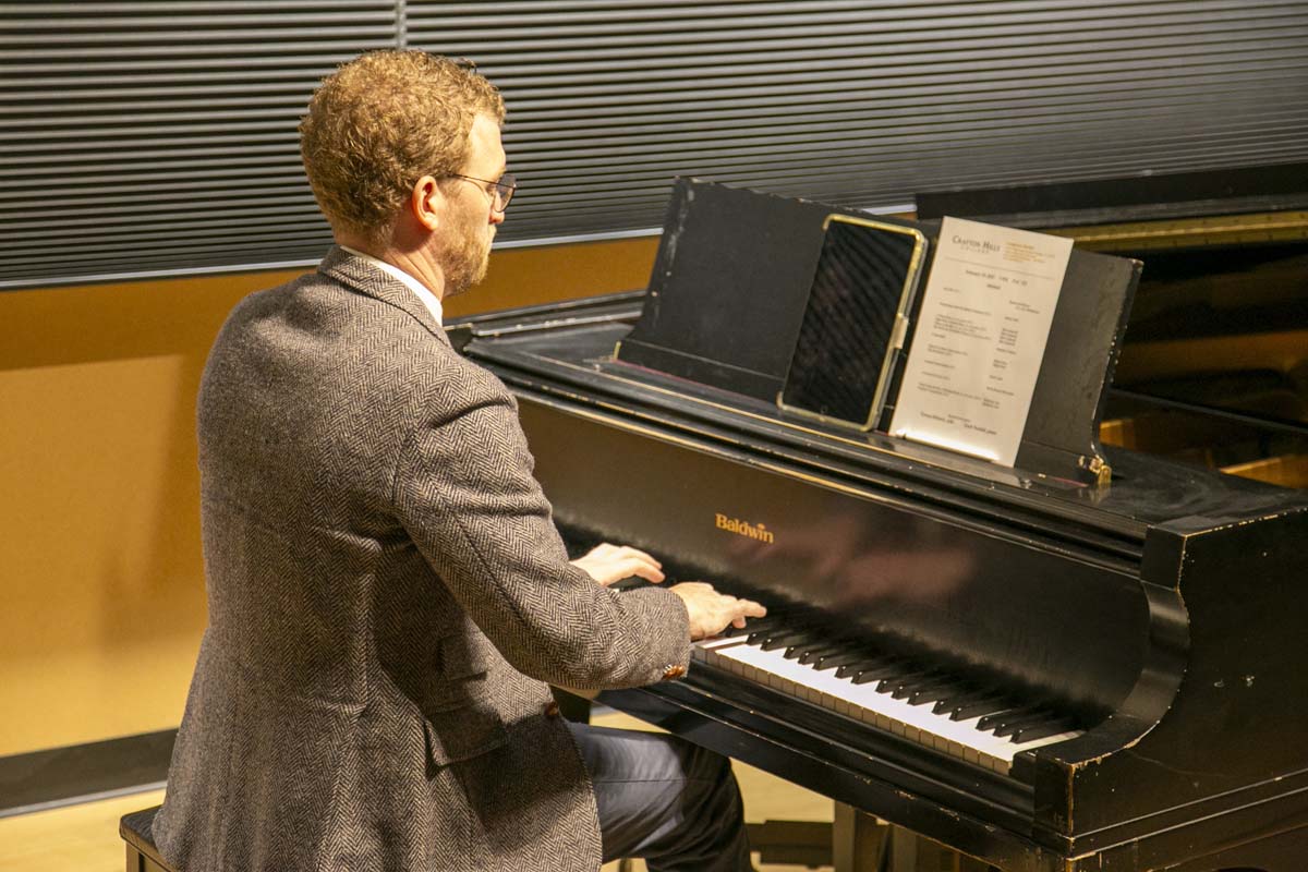 CHC Students perform at Music Recital.