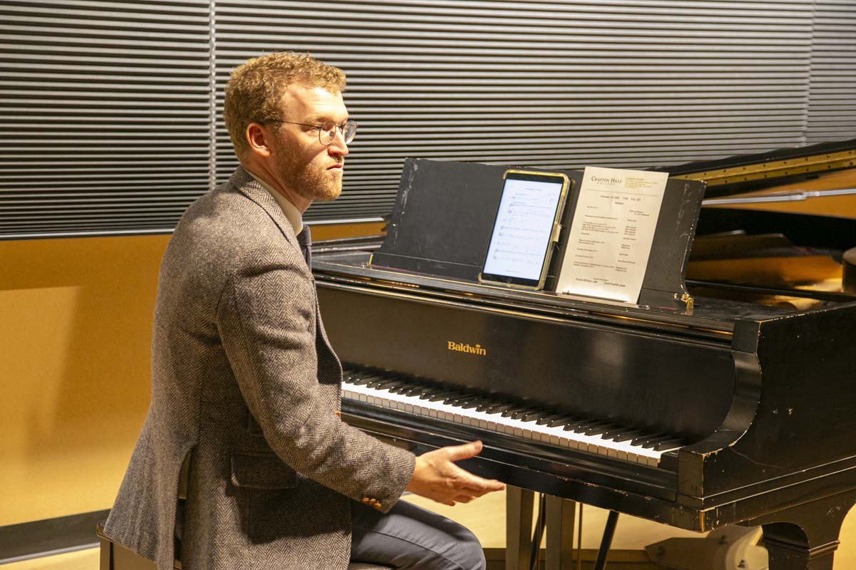 CHC Students perform at Music Recital.