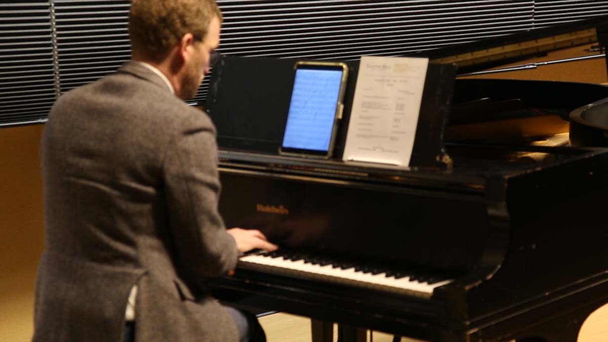 CHC Students perform at Music Recital.