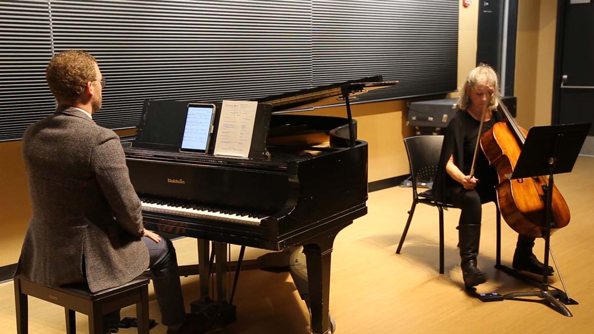 CHC Students perform at Music Recital.
