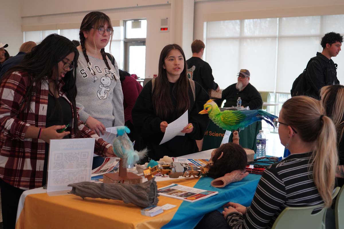 Students attend a STEM Transfer and Career Fair at CHC.
