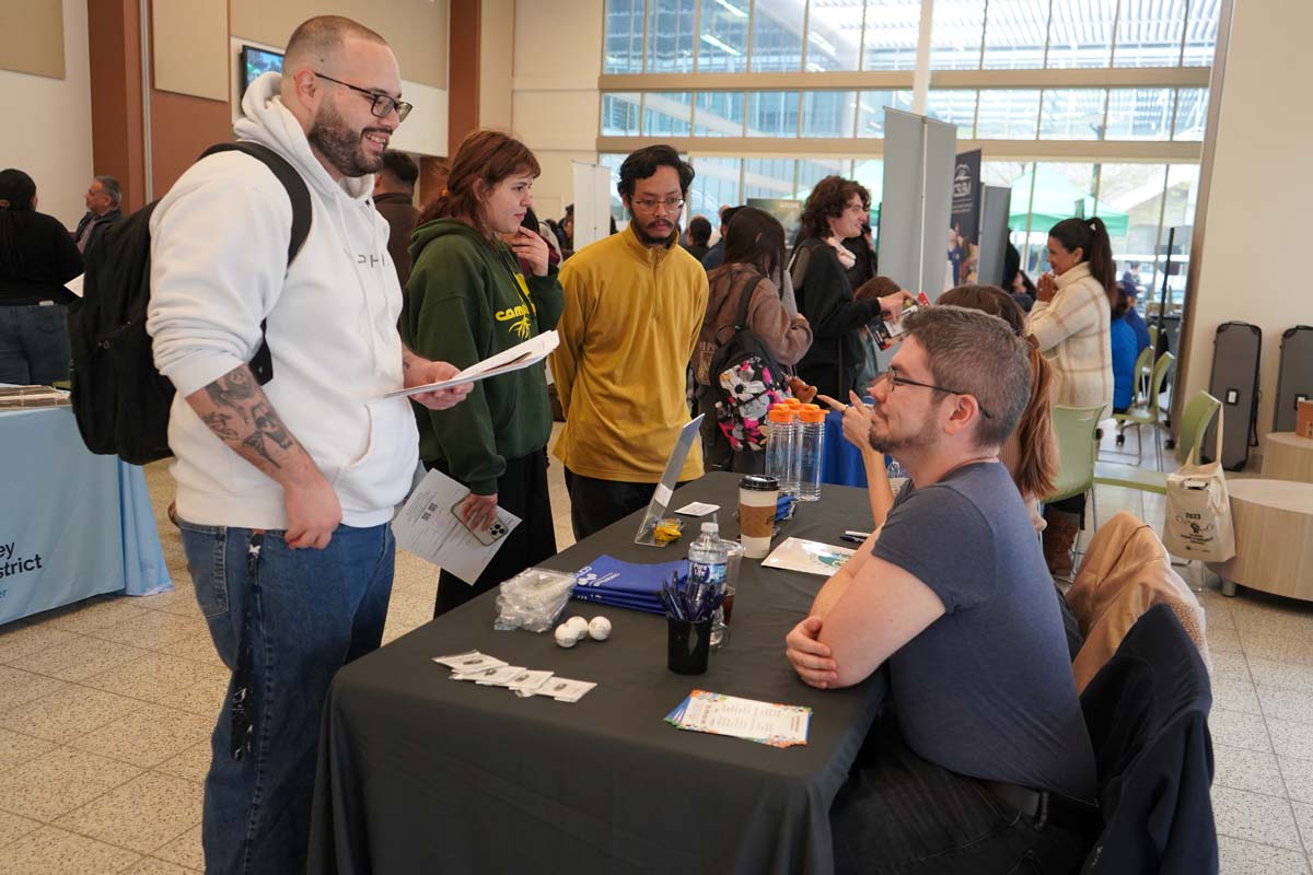 Students attend a STEM Transfer and Career Fair at CHC.