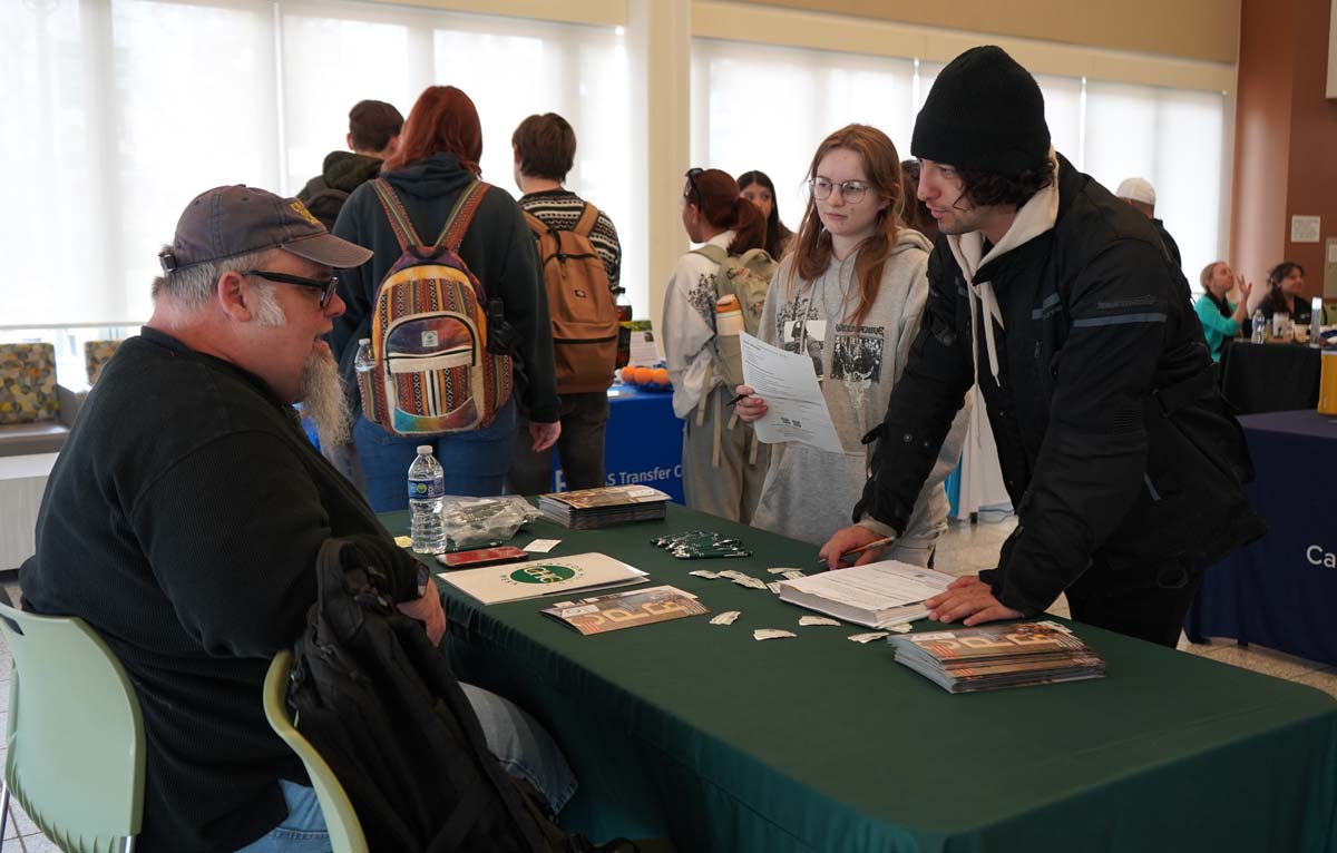 Students attend a STEM Transfer and Career Fair at CHC.
