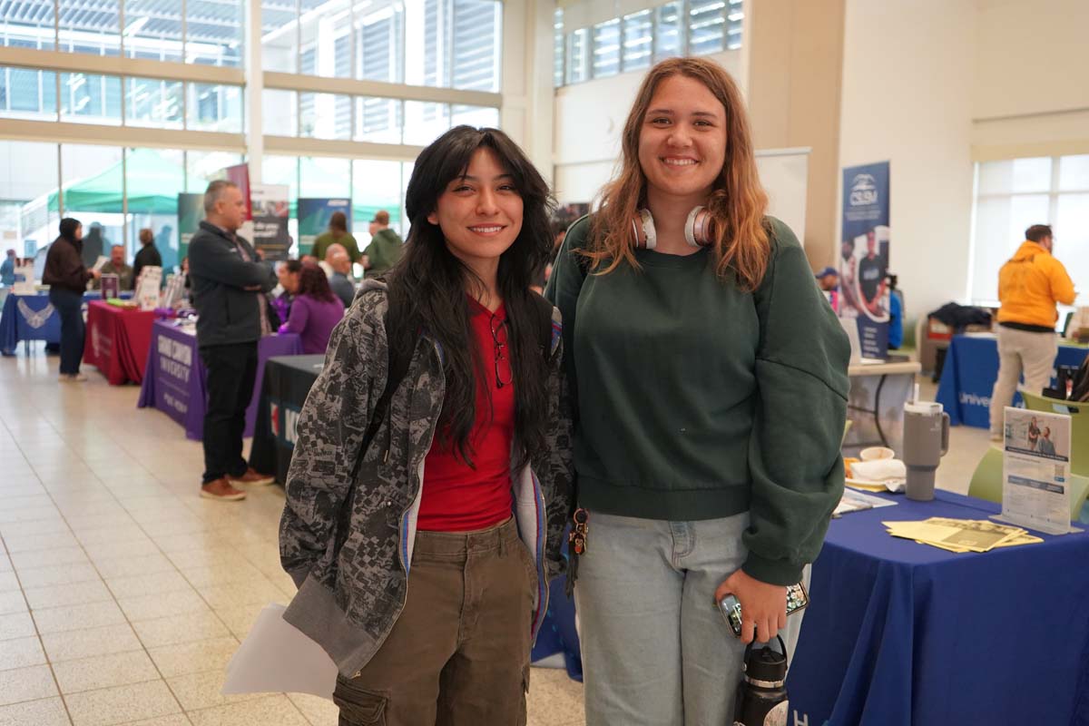 Students attend a STEM Transfer and Career Fair at CHC.