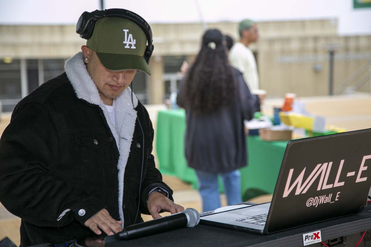 CHC students attend Thrive Fest.