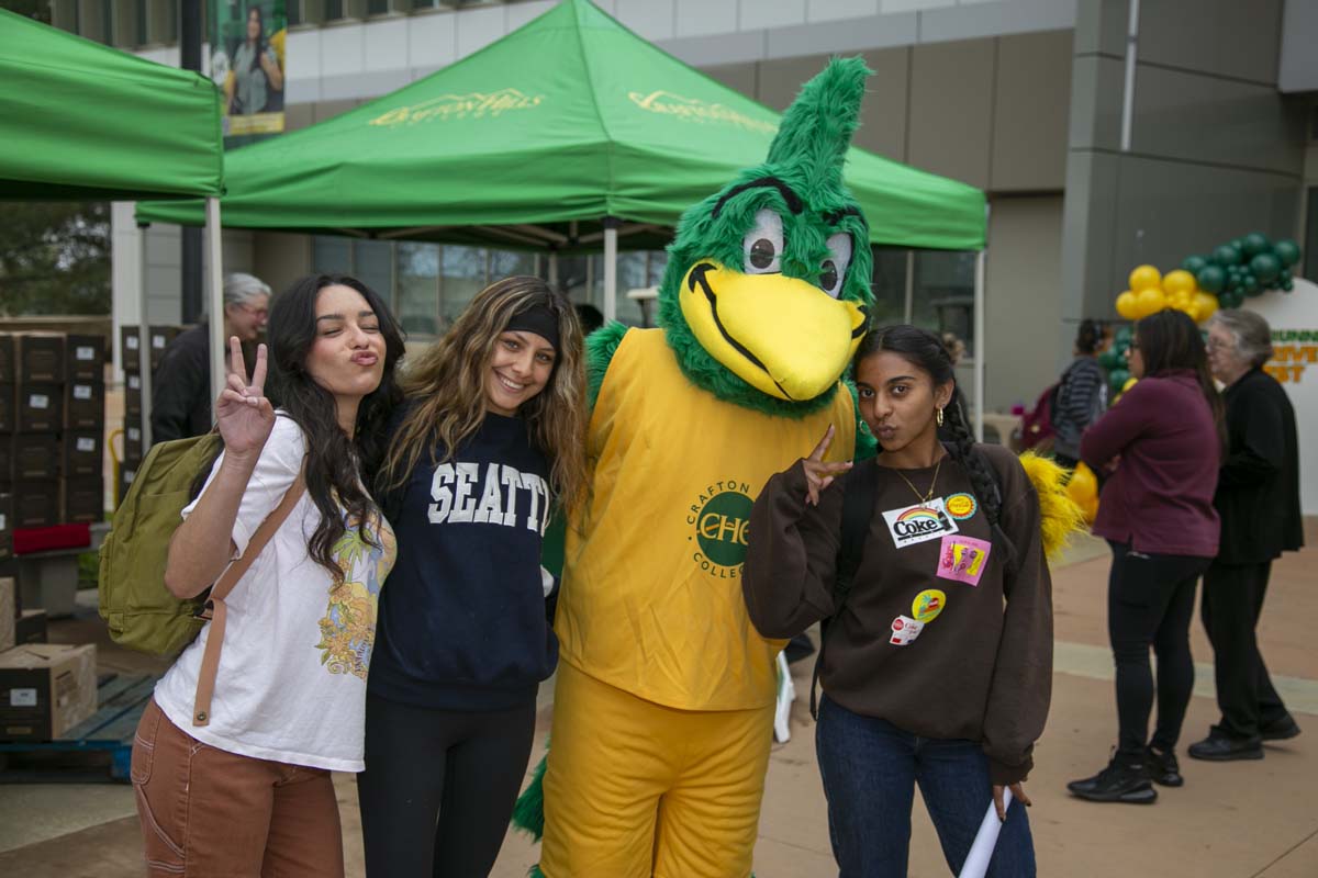 CHC students attend Thrive Fest.